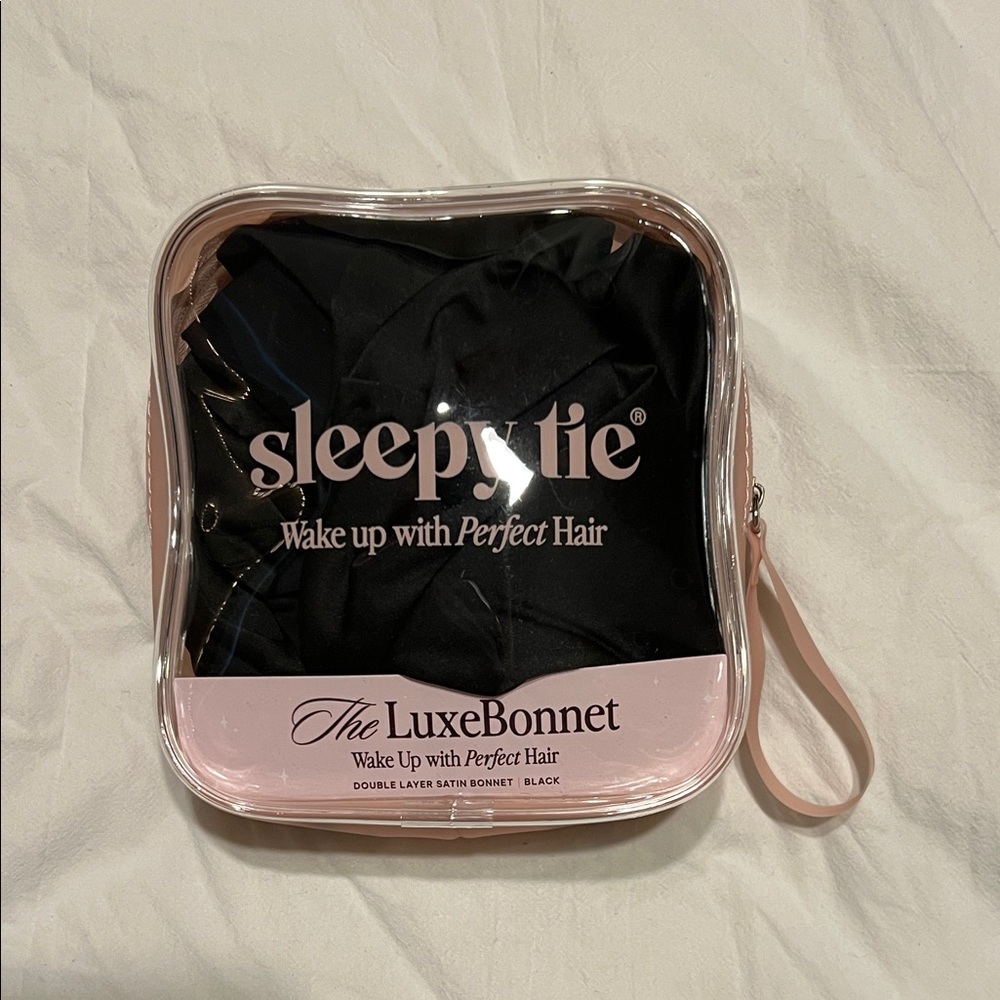 Sleepy Tie The LuxeBonnet Satin Bonnet in Black